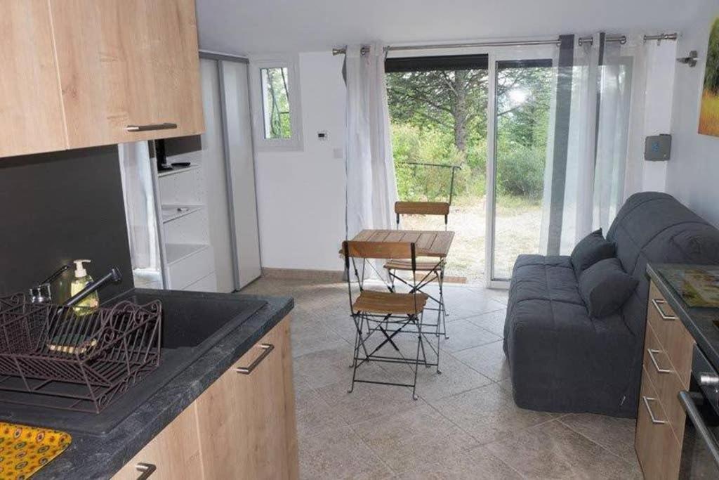 Villa La Lurette, Appartement Et Studio Saint-Étienne-les-Orgues エクステリア 写真